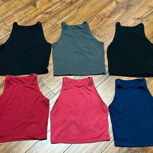 8Cropped tank tops